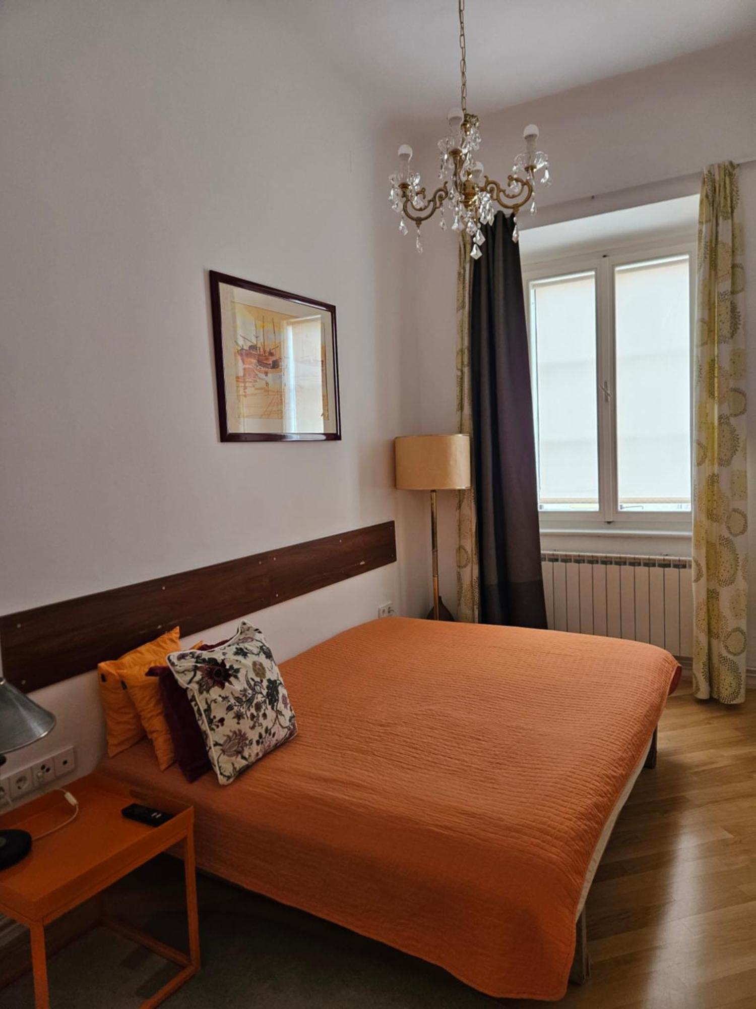 Apartments Lina - Center With Free Parking! Zagreb Exterior photo